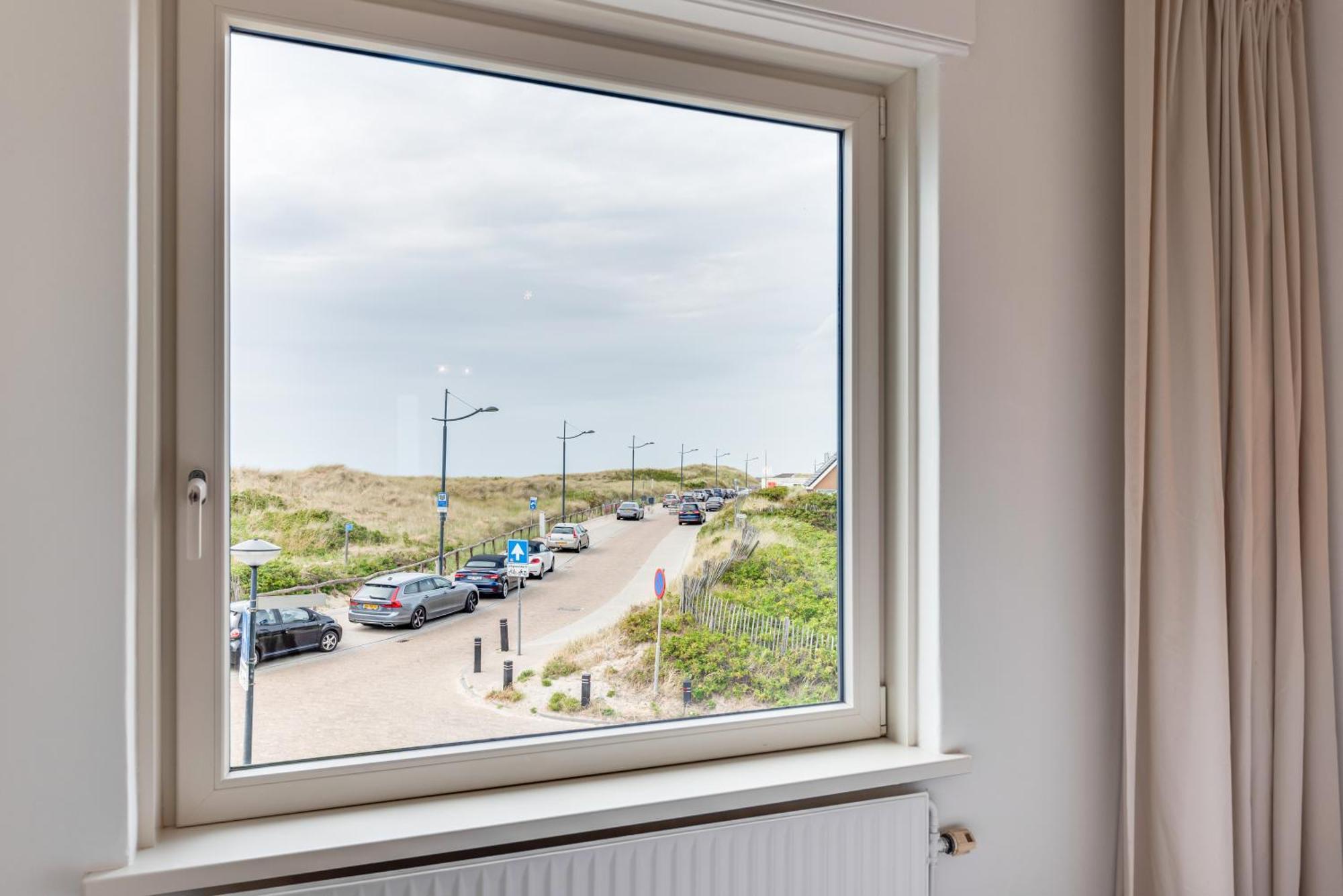 Vernieuwd Zeezicht Villa Zee Luxe 滨海贝亨 外观 照片
